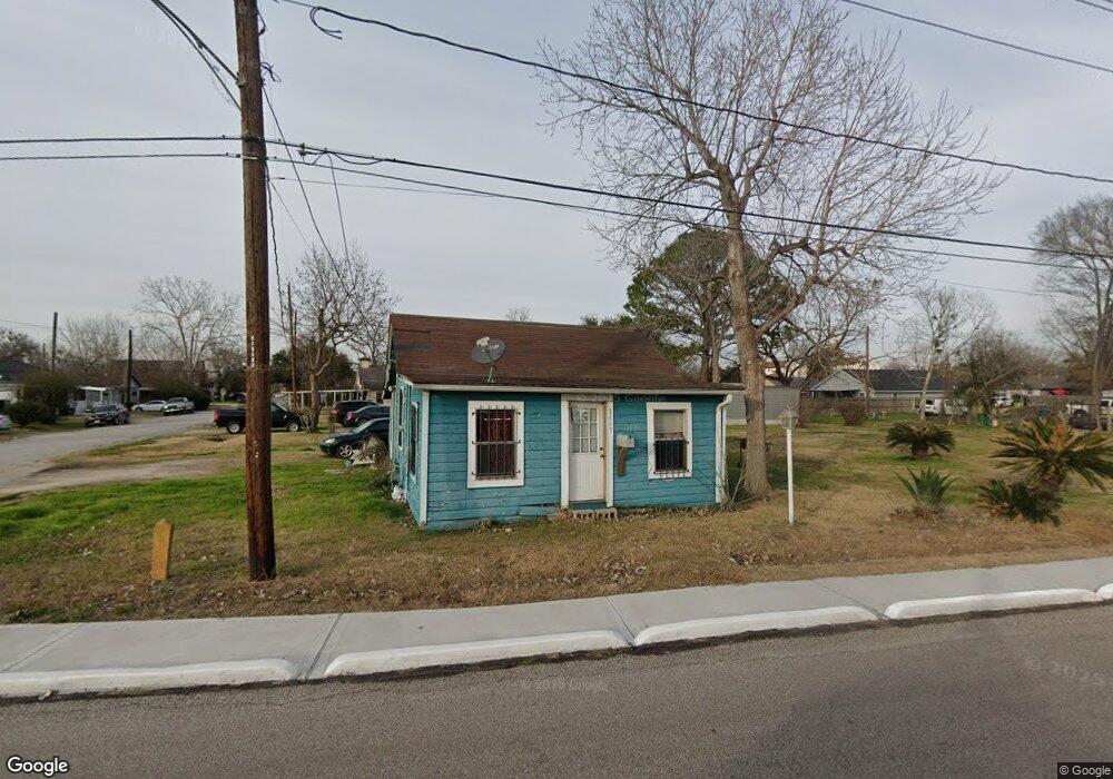 1401 Walnut Ave, Rosenberg, TX 77471 - photo 1