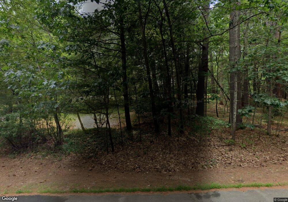 72 Meadow Dr, Hollis, NH 03049 - photo 1