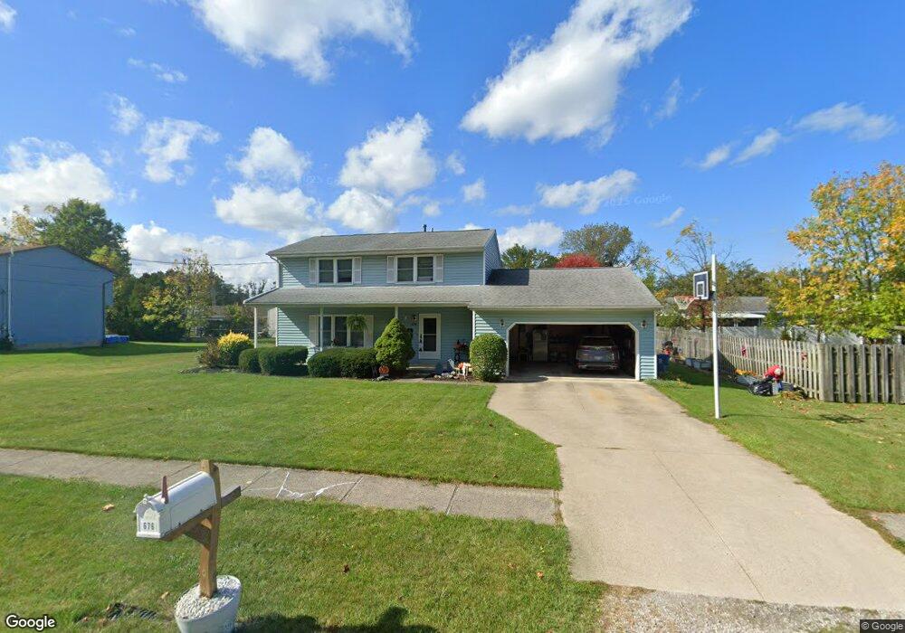 676 Maplewood Ave, Sheffield Lake, OH 44054 - photo 1