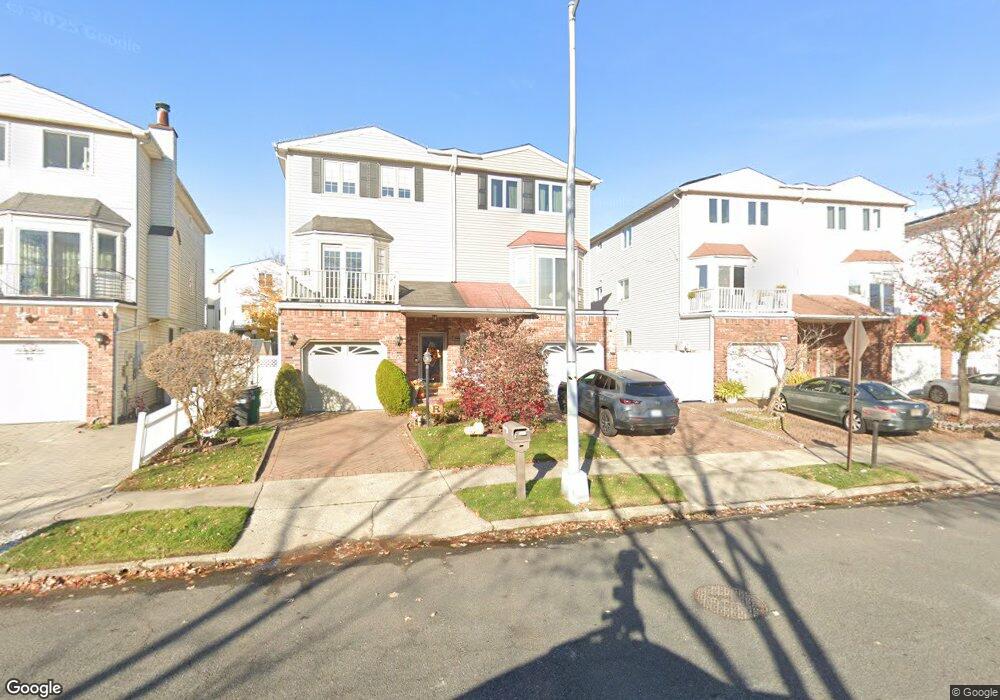 91 Corona Ave, Staten Island, NY 10306 - photo 1