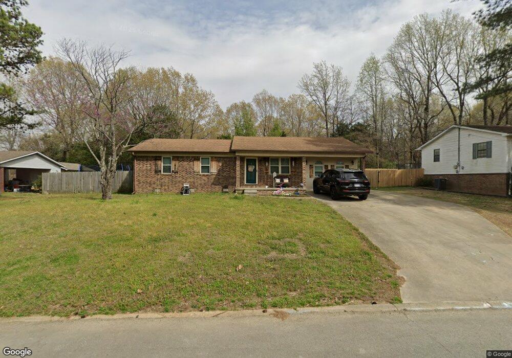 403 Hidden Valley Dr, Paragould, AR 72450 - photo 1