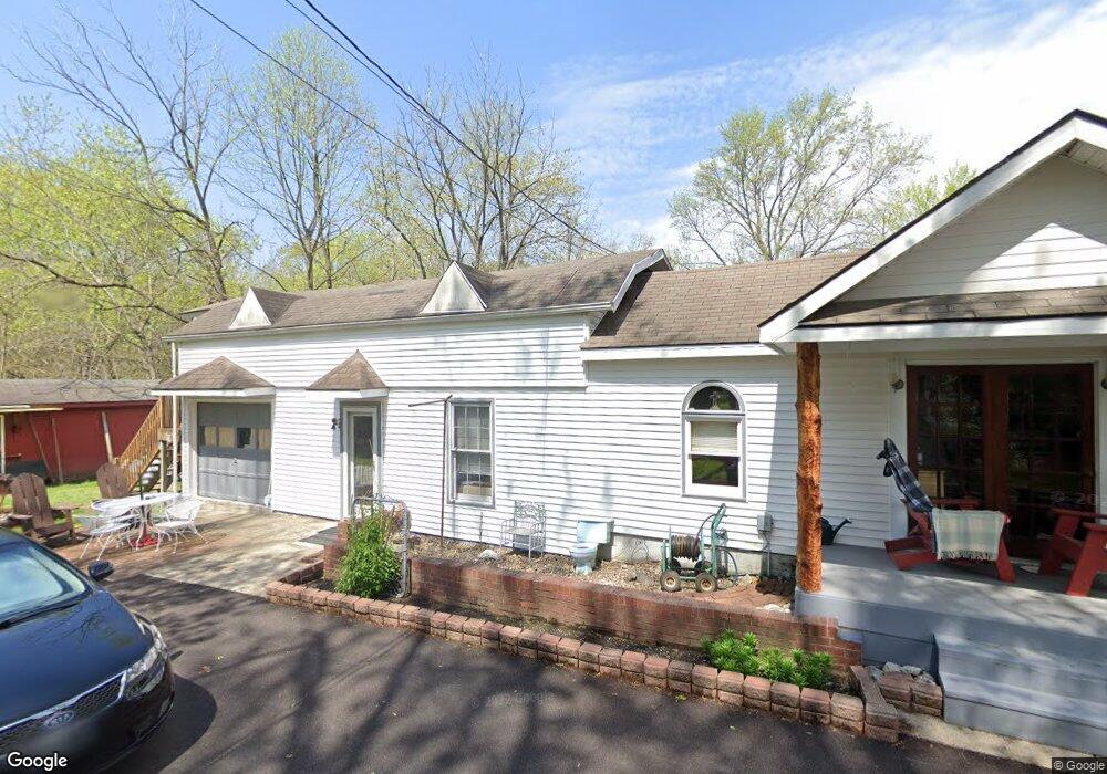 908 Pine St, New Albany, IN 47150 - photo 1