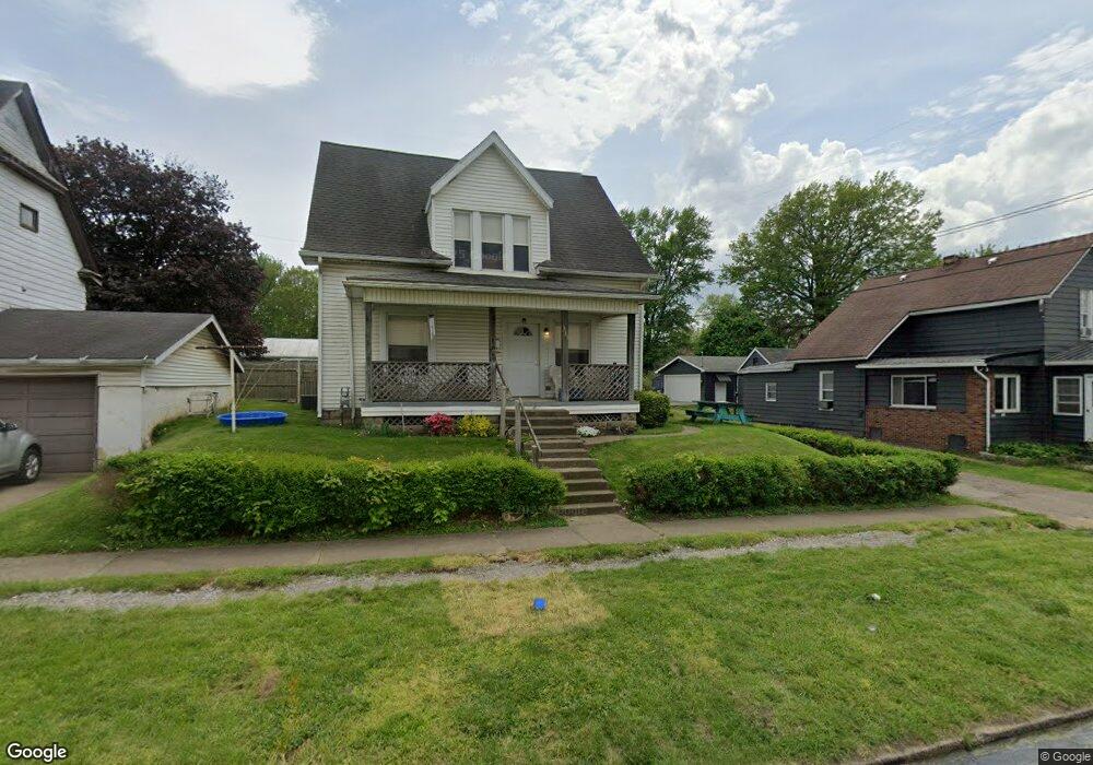 331 Sycamore St, Coshocton, OH 43812 - photo 1