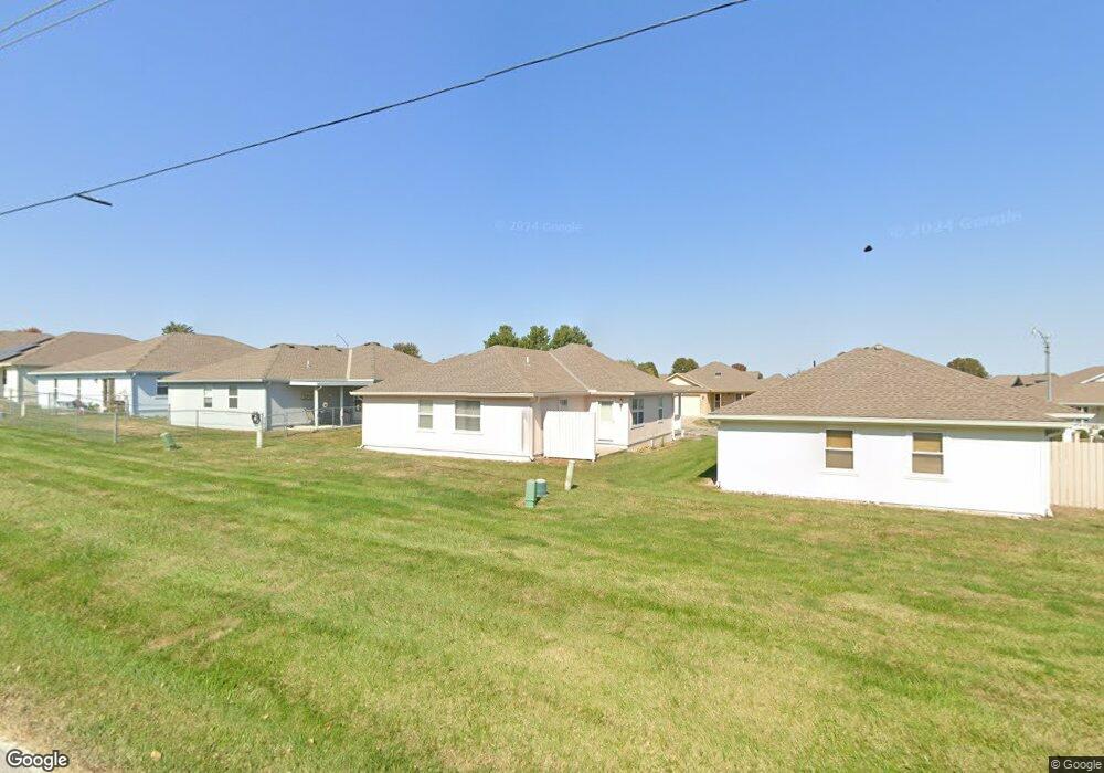 617 Twilight Dr, Raymore, MO 64083 - photo 1