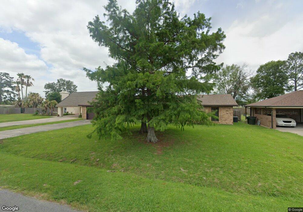 4724 W Greenfield Cir, Lake Charles, LA 70605 - photo 1