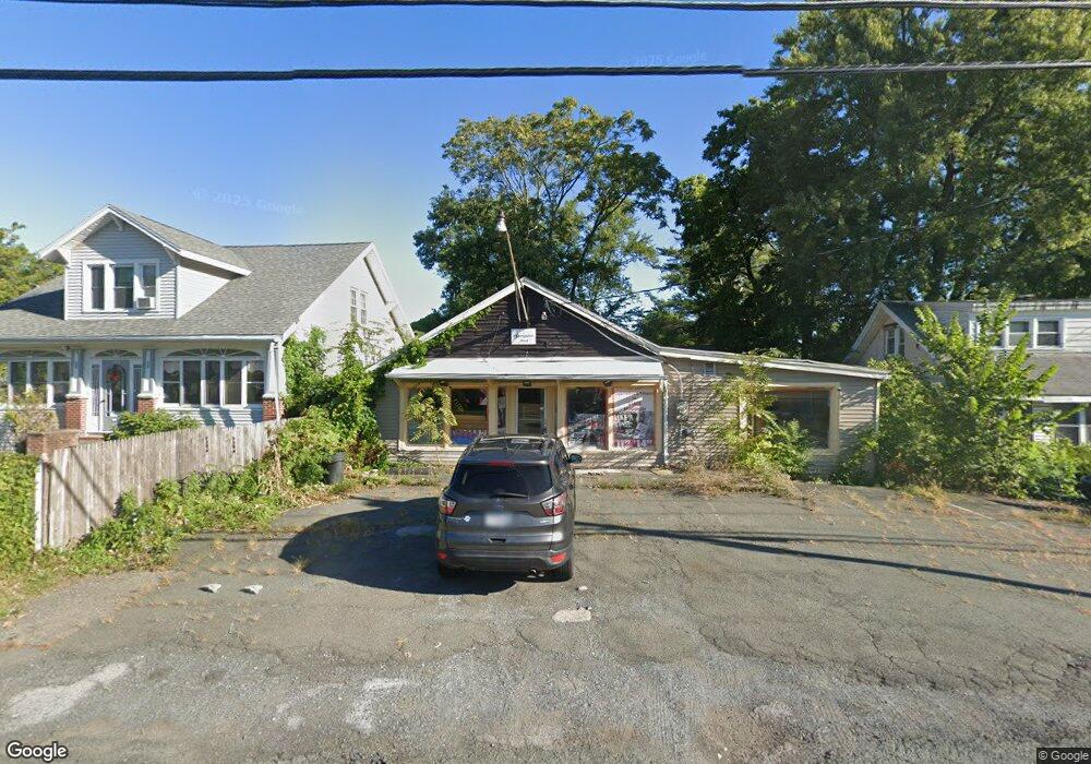 107 Hampton Ave, Rensselaer, NY 12144 - photo 1