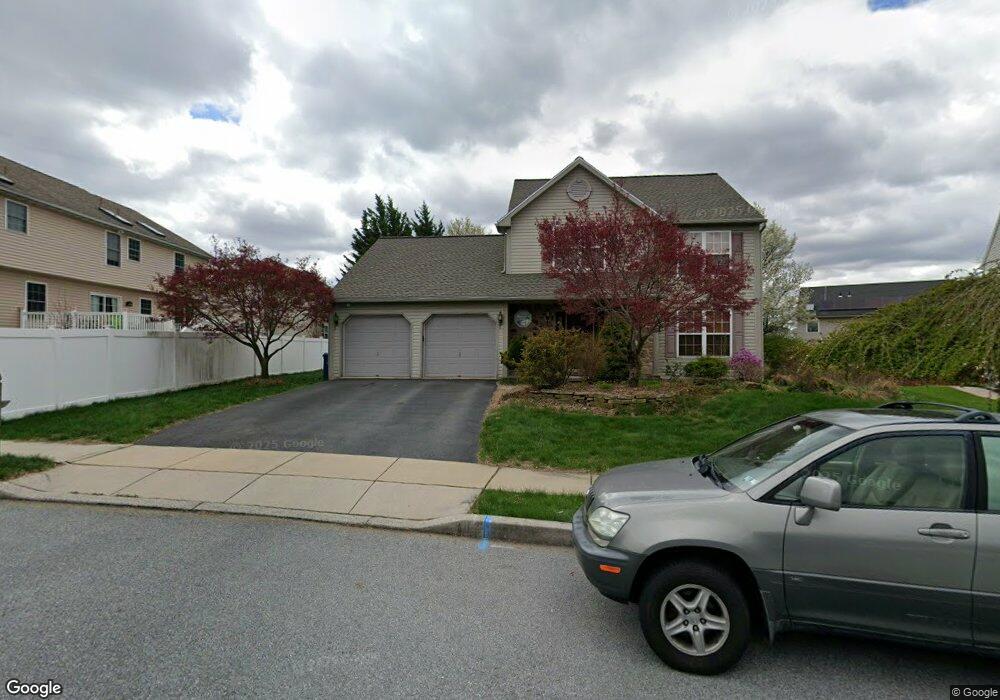 1004 Shilo St, Reading, PA 19605 - photo 1