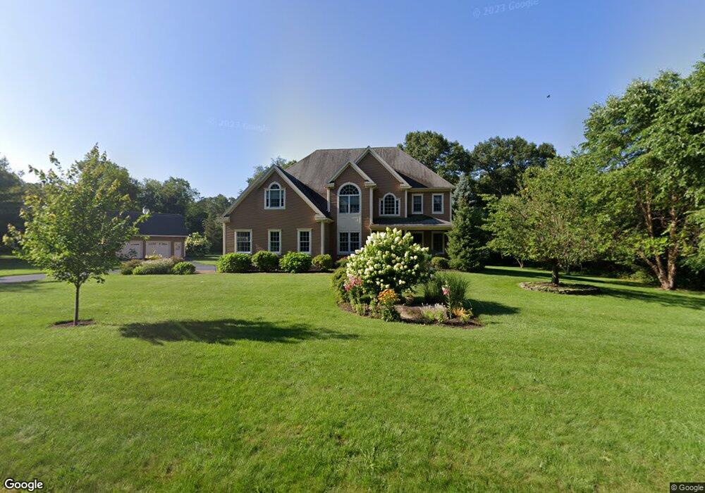 48 Mcclellan Rd, Sutton, MA 01590 - photo 1