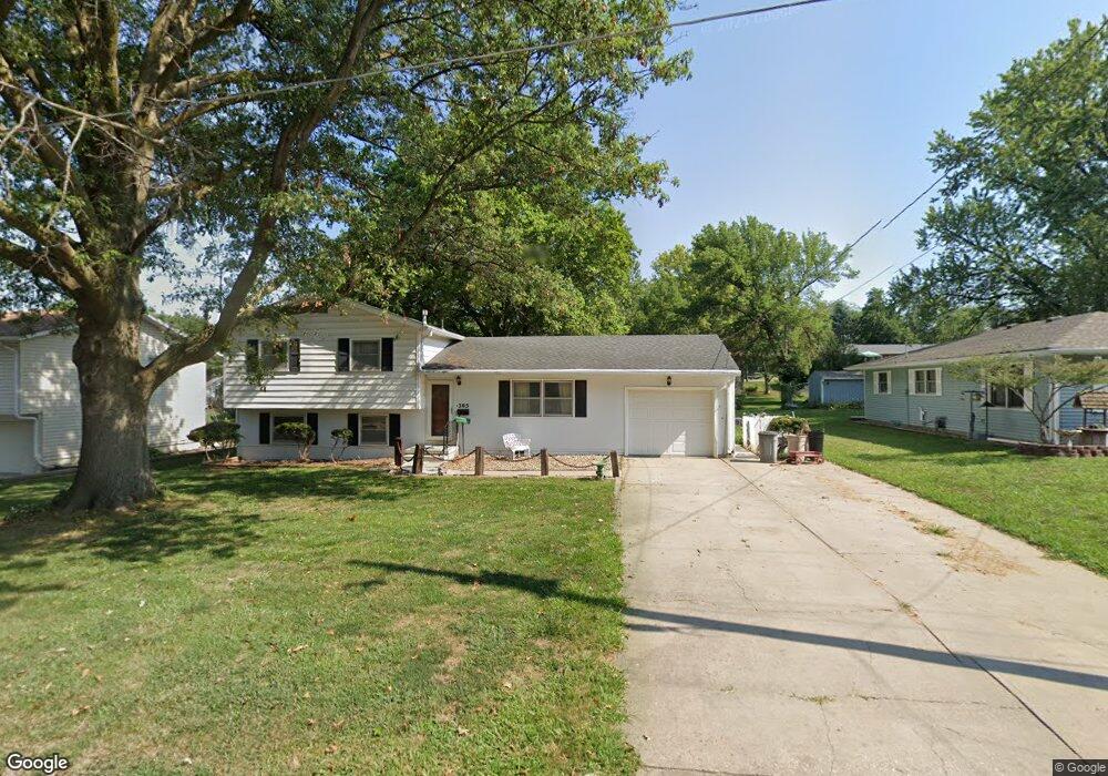 305 Johnson Dr, Shenandoah, IA 51601 - photo 1