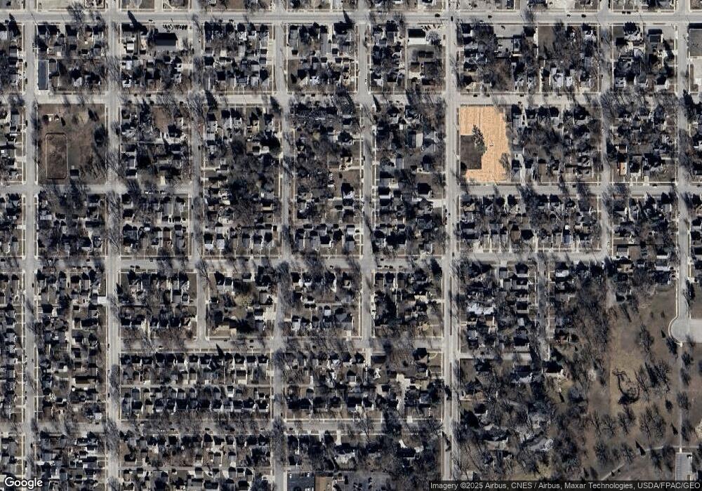 410 5th St SW, Austin, MN 55912 - photo 1