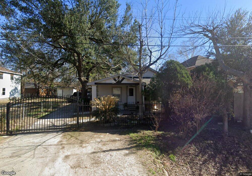10452 Burden St, Houston, TX 77093 - photo 1