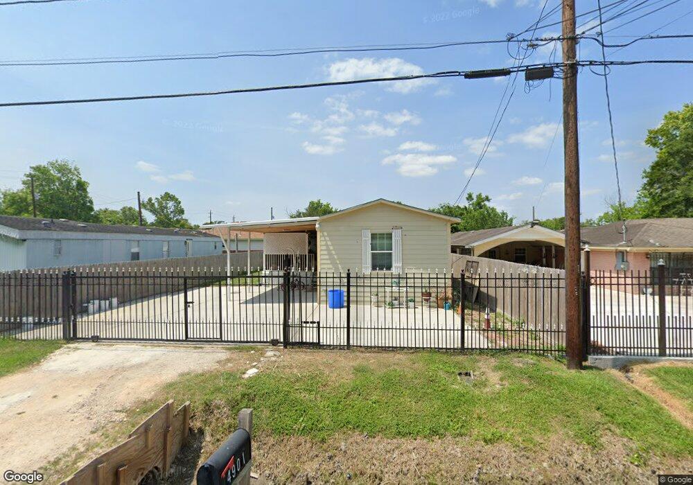 4901 Cedar Hill Ln, Houston, TX 77093 - photo 1