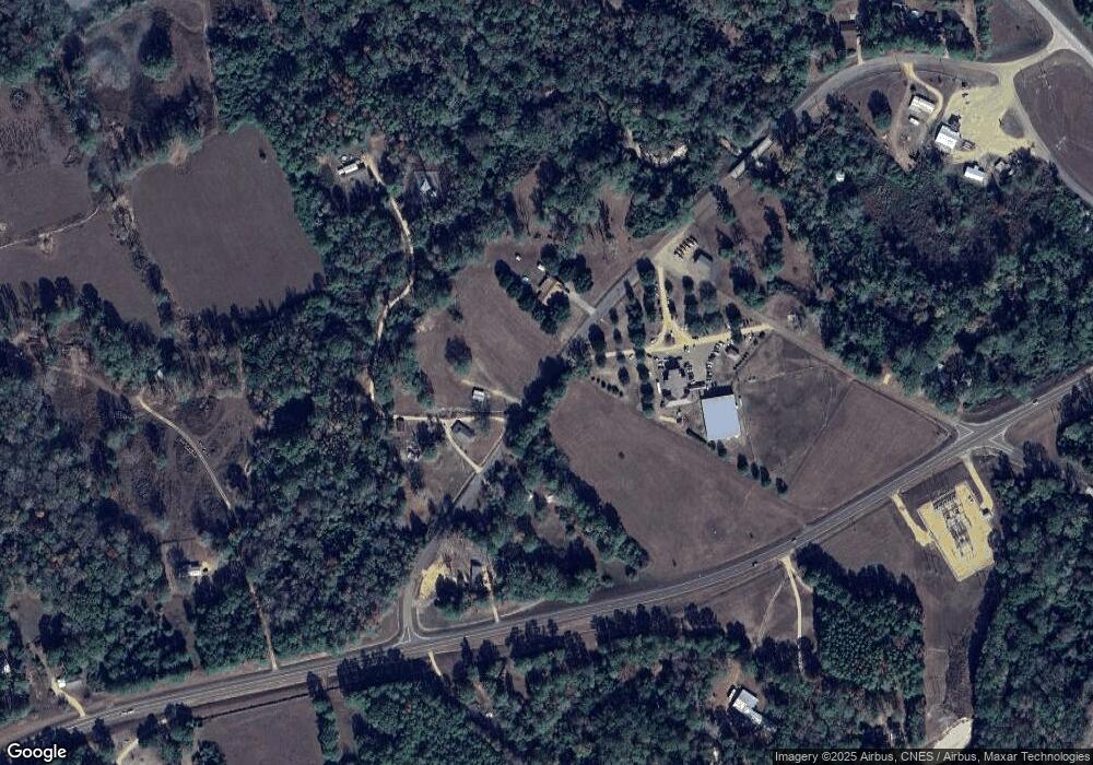 ... Friendship Cir, McComb, MS 39648 - photo 1