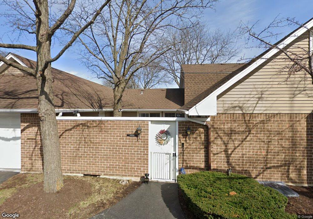 2 Comstock on Asbury, Rolling Meadows, IL 60008 - photo 1