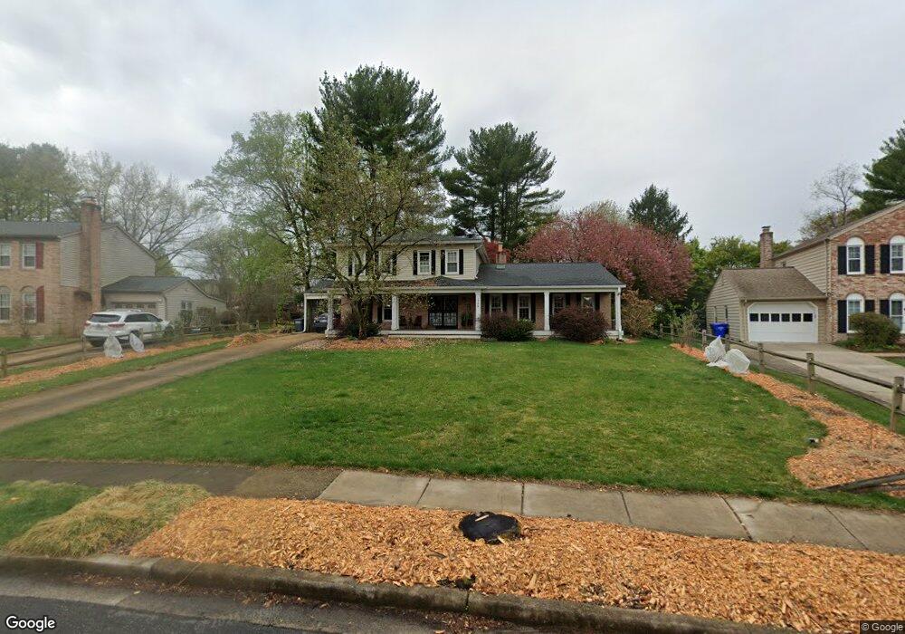 1706 Hicks Dr, Vienna, VA 22182 - photo 1