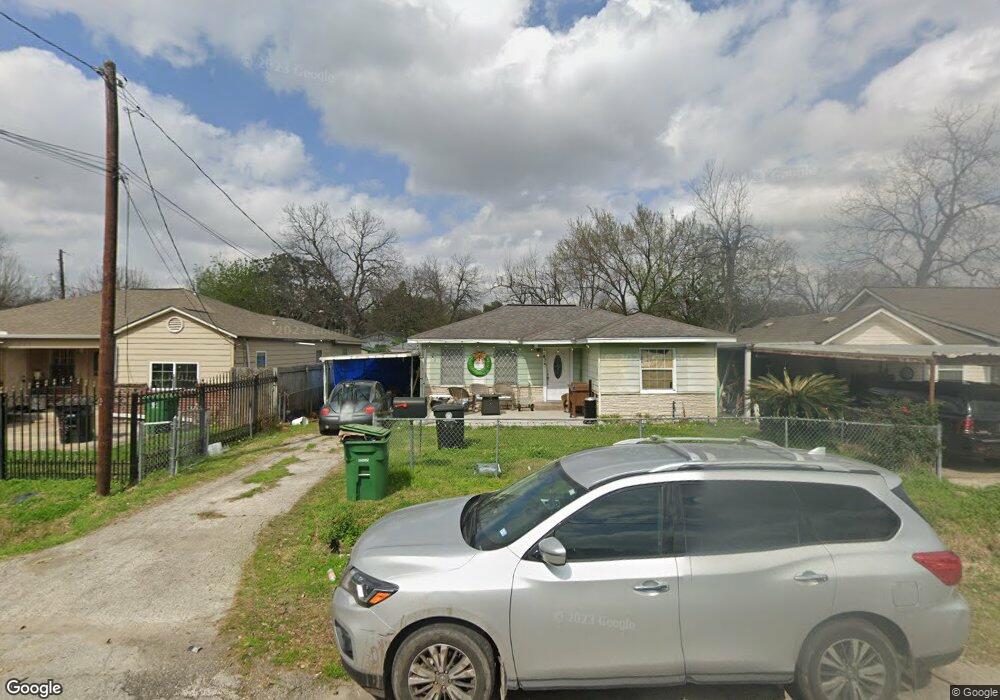 47 Fichter St, Houston, TX 77022 - photo 1