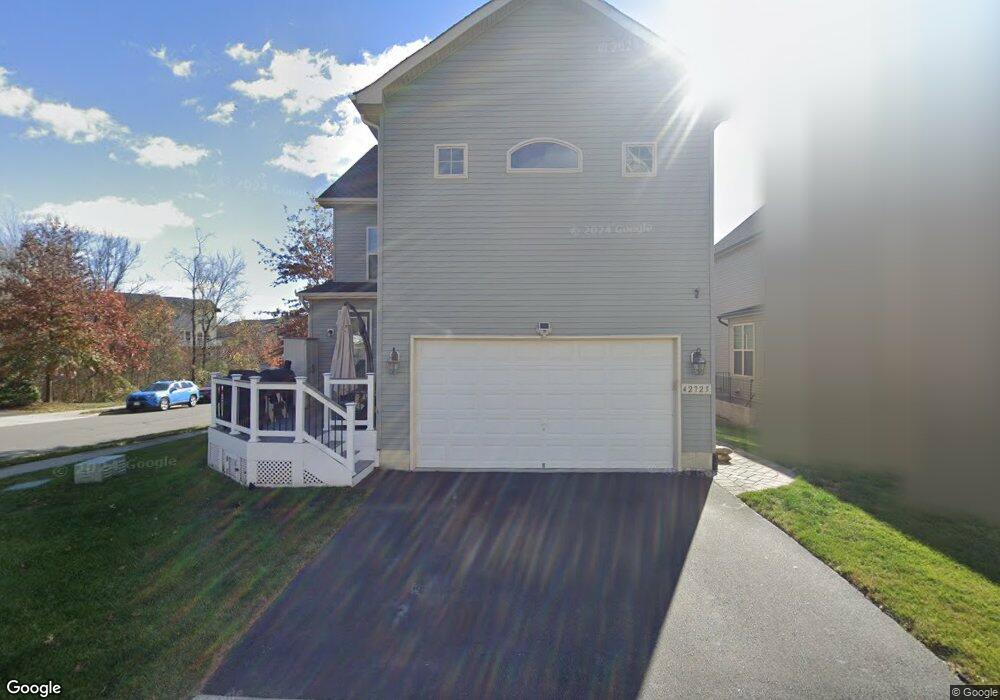 42725 Ashburn Tillett Dr, Broadlands, VA 20148 - photo 1