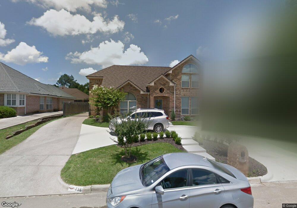 716 Herman Dr, Hurst, TX 76054 - photo 1