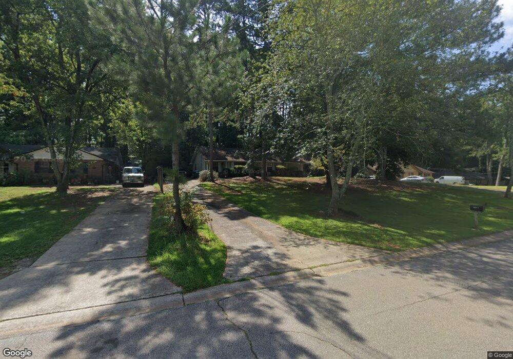 5563 Bishops Cir unit B, Norcross, GA 30093 - photo 1