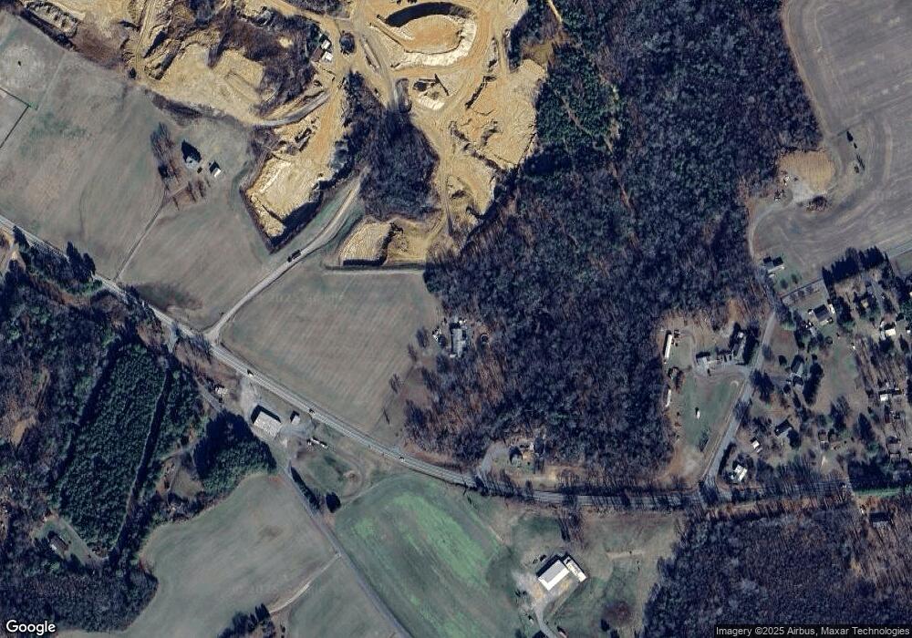 479 Kings Hwy, Colonial Beach, VA 22443 - photo 1