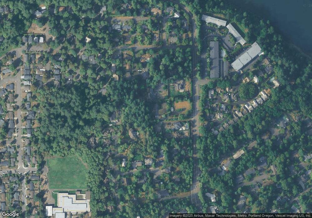 1250 Wells St, Lake Oswego, OR 97034 - photo 1