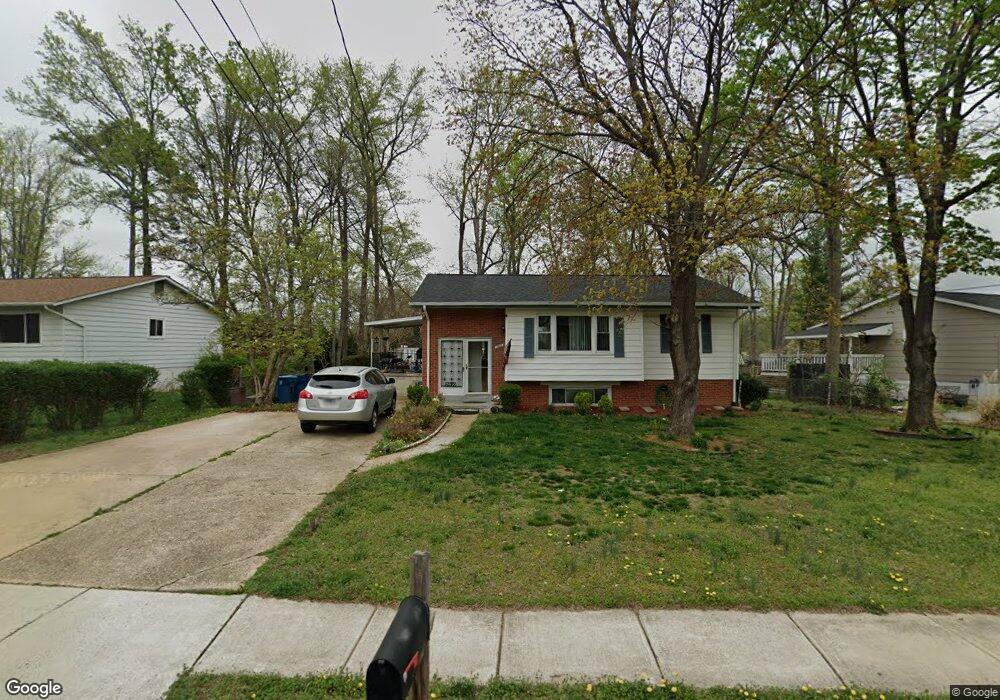 7610 Devries Dr, Lorton, VA 22079 - photo 1