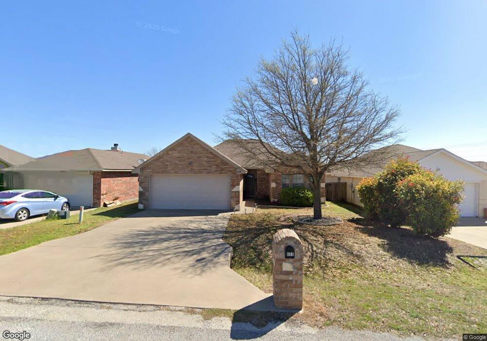 809 Rambling Ct, Granbury, TX 76049 - photo 1