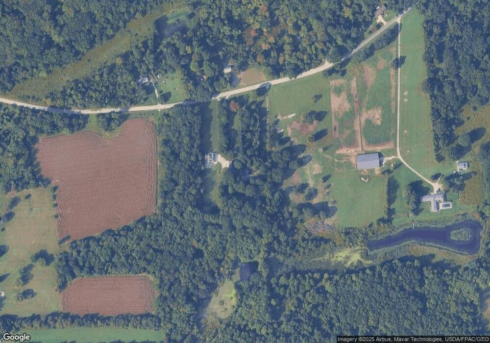 275 Daniels Ave, Conneaut, OH 44030 - photo 1