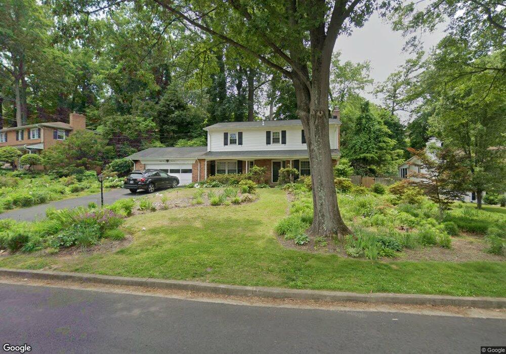 9141 Santayana Dr, Fairfax, VA 22031 - photo 1