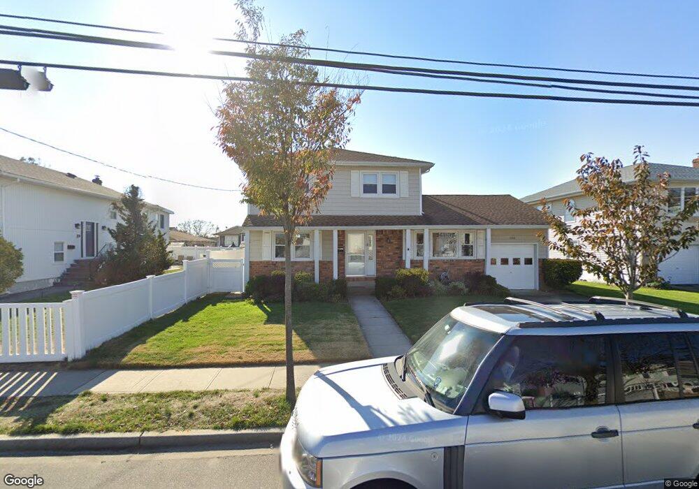 156 Hamilton Ave, Island Park, NY 11558 - photo 1