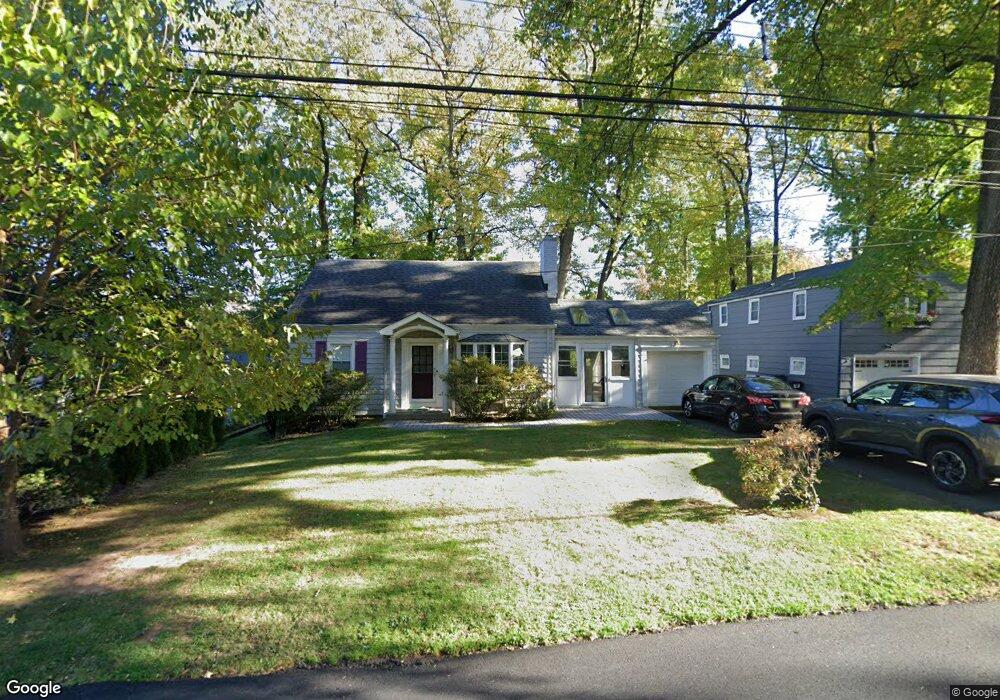 2418 Longfellow Ave, Scotch Plains, NJ 07076 - photo 1