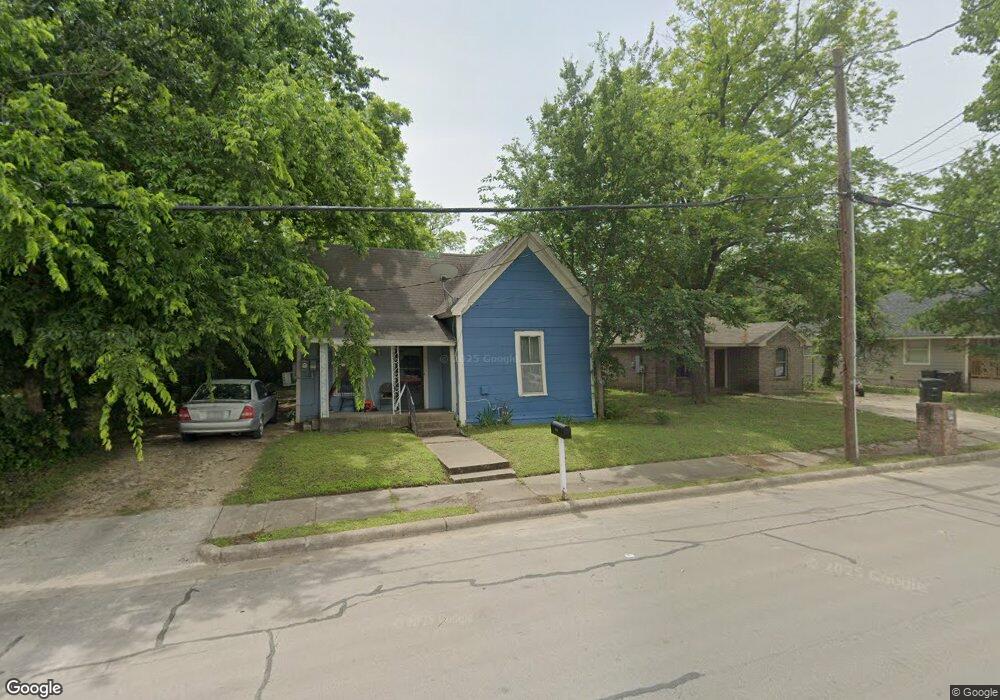 208 Olive St, Cleburne, TX 76031 - photo 1