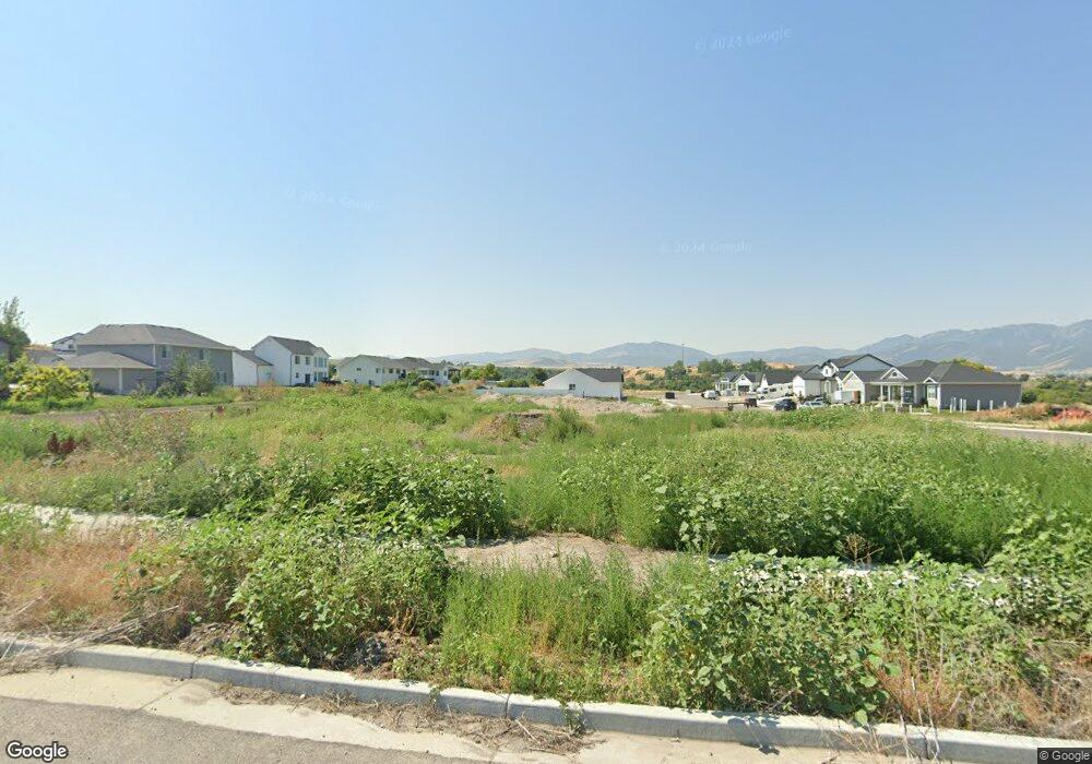 649 W 85 S, Hyrum, UT 84319 - photo 1