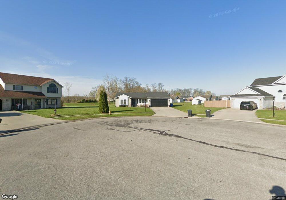 805 Wheatfield Ct, Churubusco, IN 46723 - photo 1