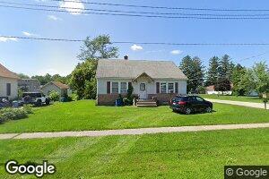 517 Williams St, Reynolds, IL 61279