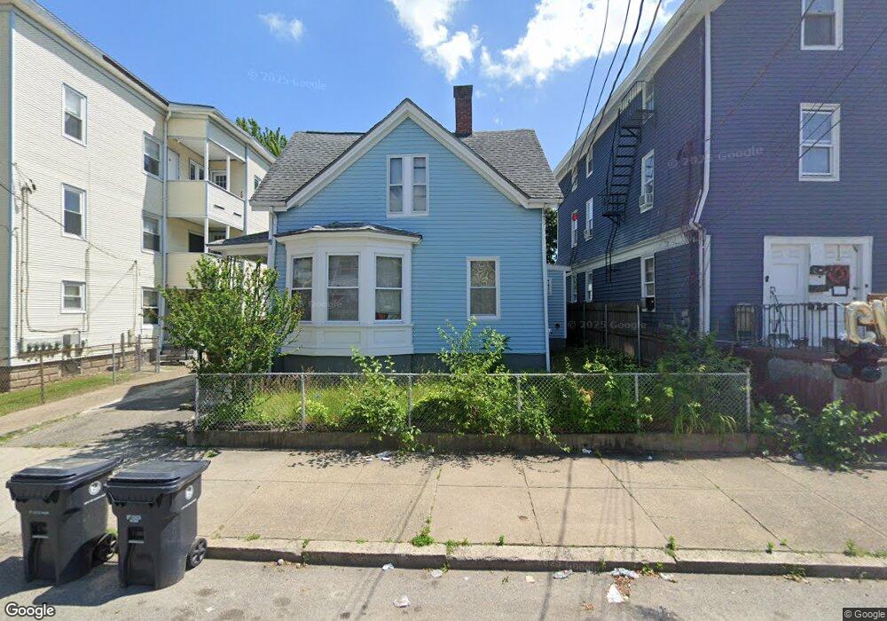 114 Magill St, Pawtucket, RI 02860 - photo 1