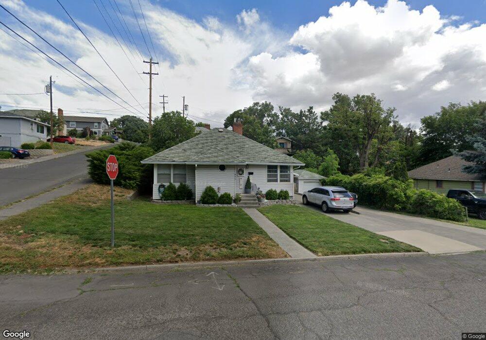 424 NW 7th St, Pendleton, OR 97801 - photo 1