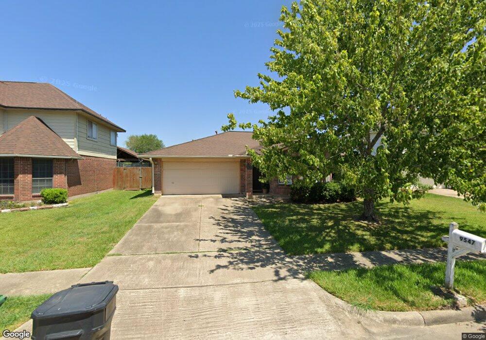 9547 Tree Bridge St, Houston, TX 77075 - photo 1