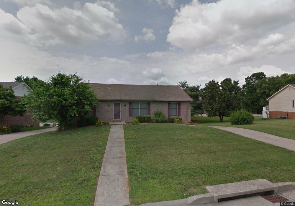 532 Sampson Dr, Frankfort, KY 40601 - photo 1