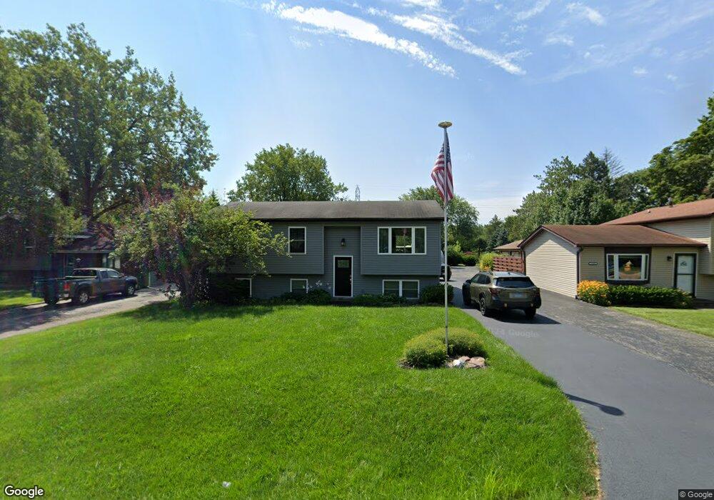 1521 Macarthur Dr, Waukegan, IL 60087 - photo 1