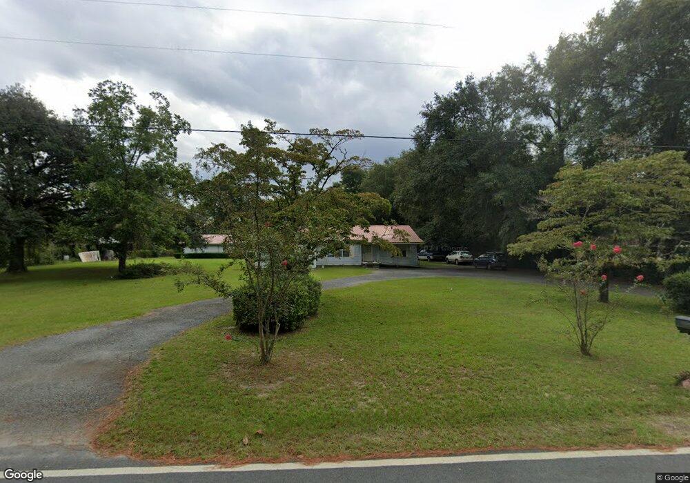 270 Mahan St, Jesup, GA 31545 - photo 1