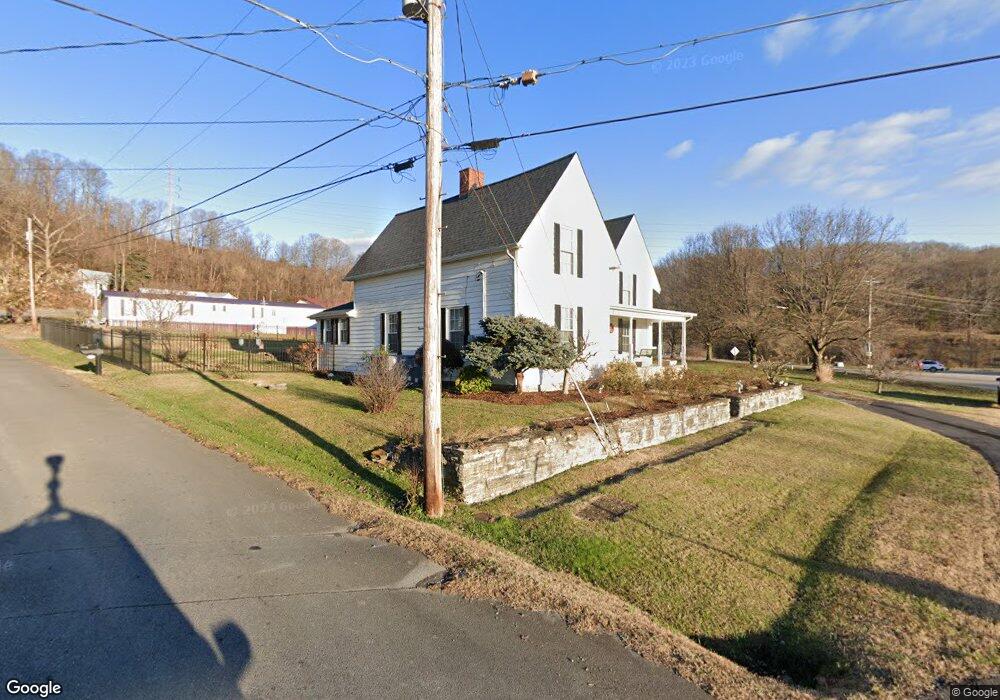 416 E 5th Ave, Watauga, TN 37694 - photo 1