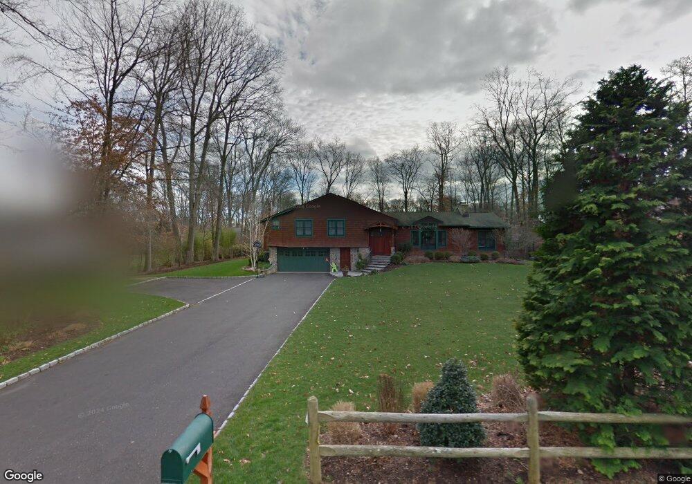 11 Sturges Commons, Westport, CT 06880 - photo 1