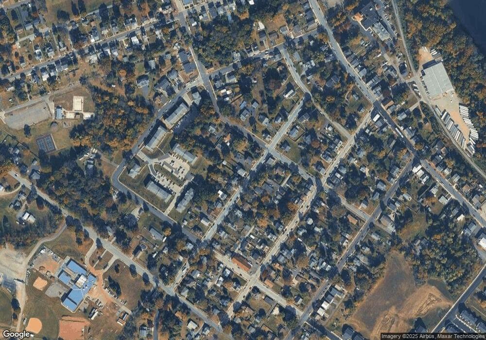 213 Washington St, Spring City, PA 19475 - photo 1