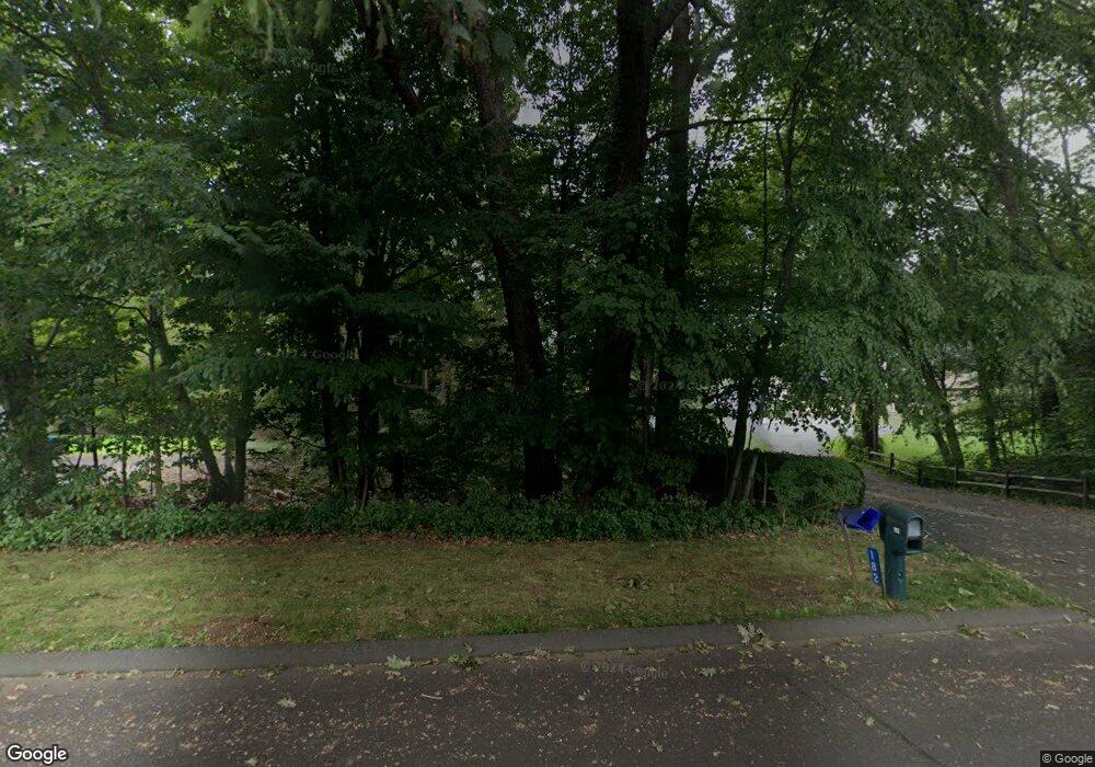 182 Stocking Brook Rd, Berlin, CT 06037 - photo 1