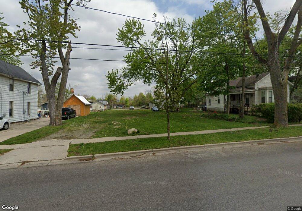 611 Division St, Adrian, MI 49221 - photo 1