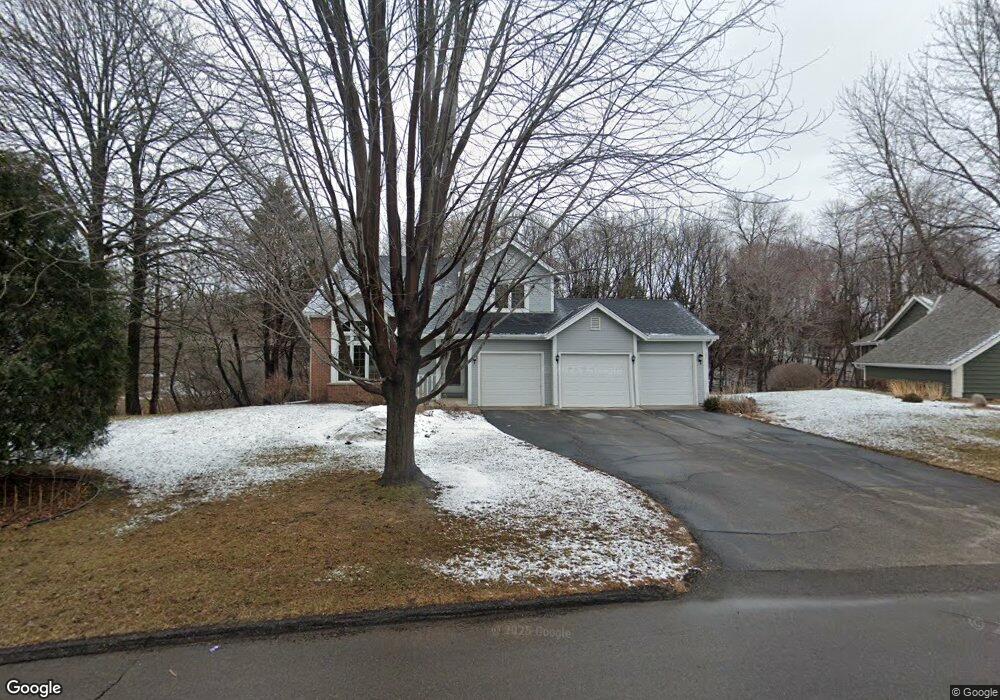 17530 Barrington Ct, Minnetonka, MN 55345 - photo 1