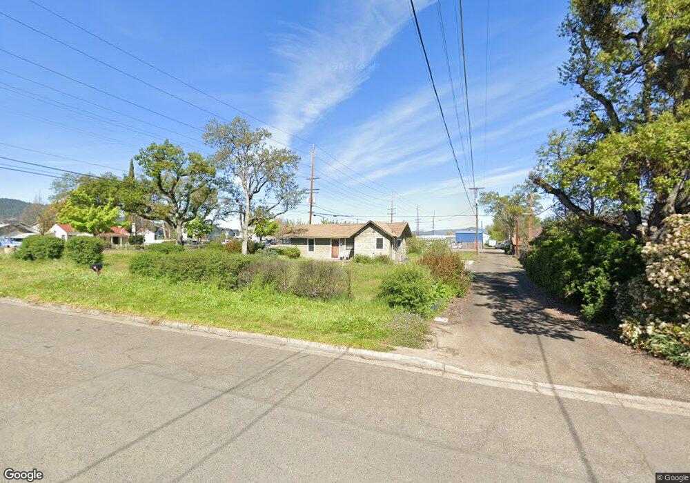 17 Maple St, Central Point, OR 97502 - photo 1