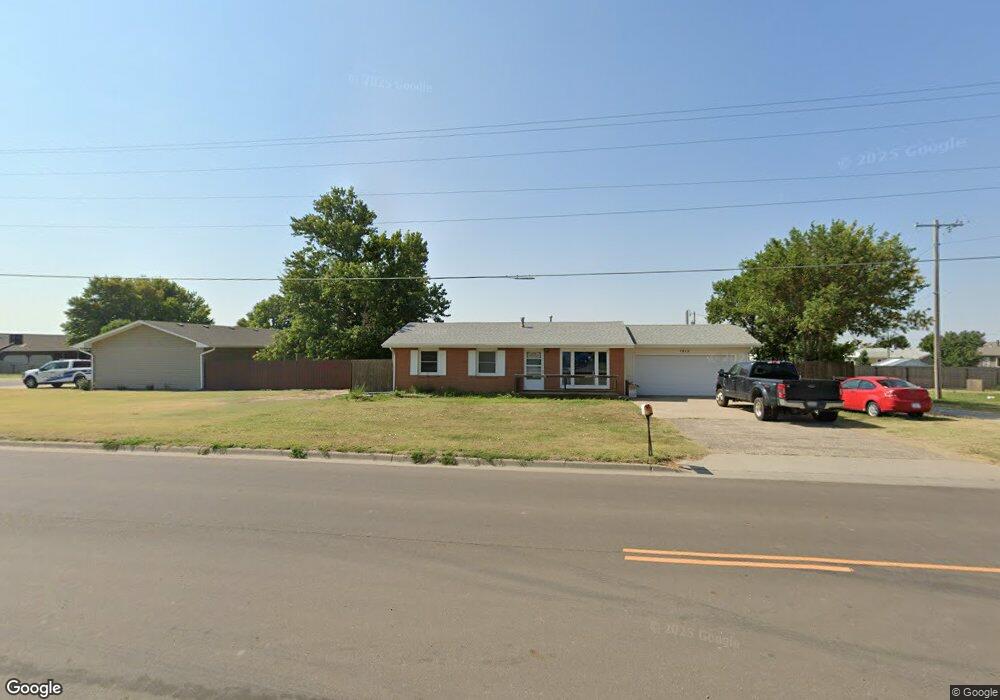 206 S 11th St, Wakeeney, KS 67672 - photo 1