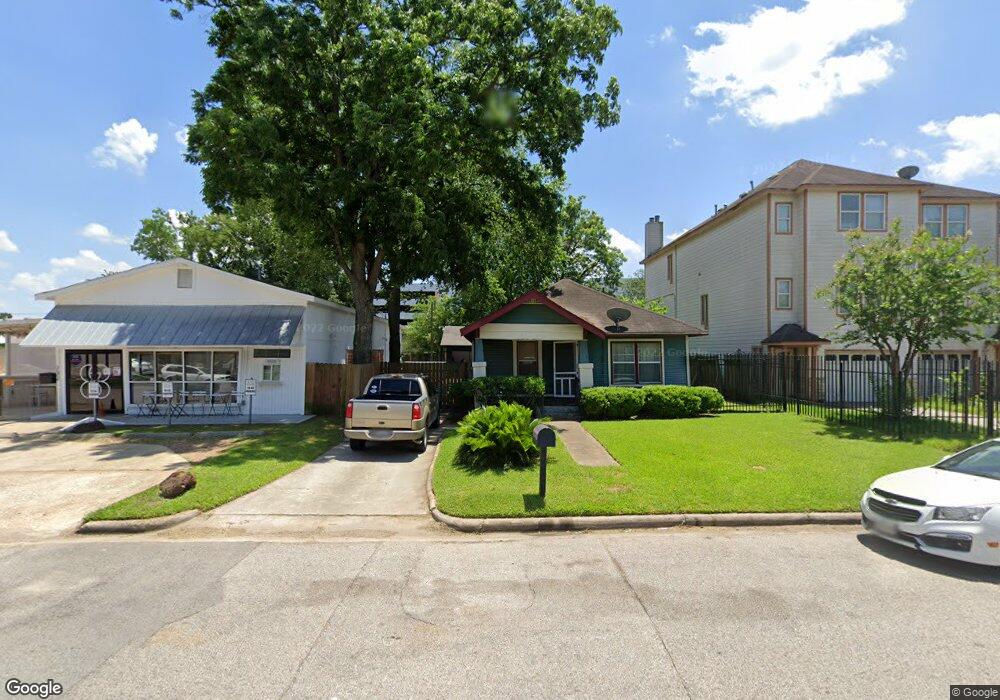 738 W 27th St, Houston, TX 77008 - photo 1